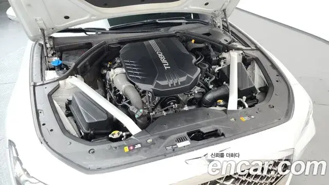 Genesis G70 2018 — ფოტო 2/20