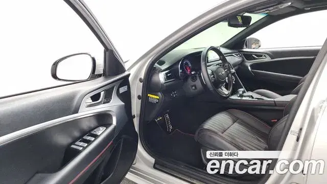 Genesis G70 2018 — ფოტო 12/20