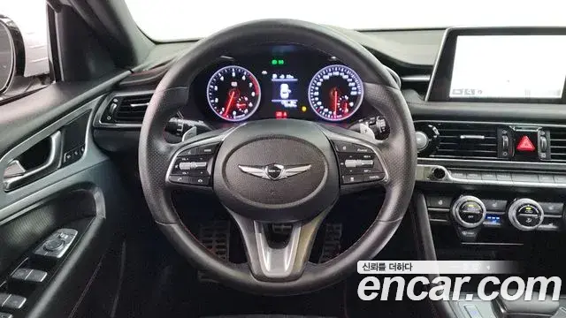 Genesis G70 2018 — ფოტო 15/20