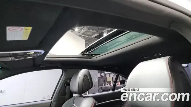 Genesis G70 2018 — ფოტო 18/20