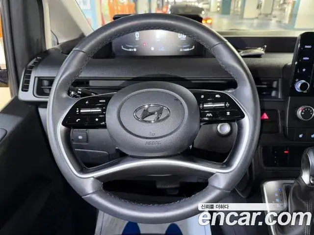 Hyundai Staria 2022 — Şəkil 18/19