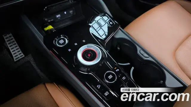 Kia Sportage 2023 — Фото 9/20