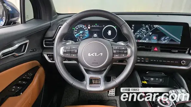 Kia Sportage 2023 — Фото 14/20