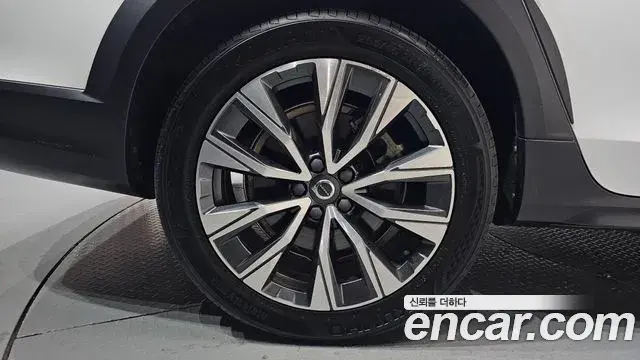 Volvo V90 Cross Country 2021 — ფოტო 6/38