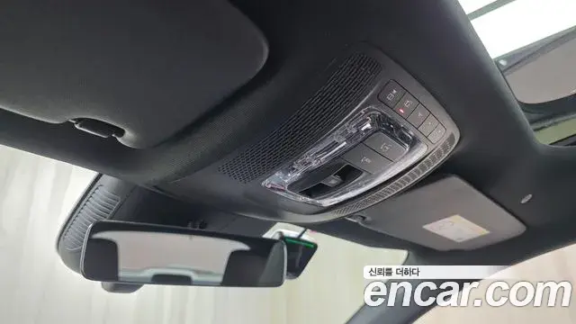 Mercedes-Benz A-Class 2025 — Photo 3/32