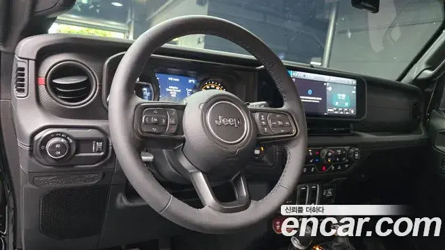 Jeep Wrangler 2025 — Photo 29/30