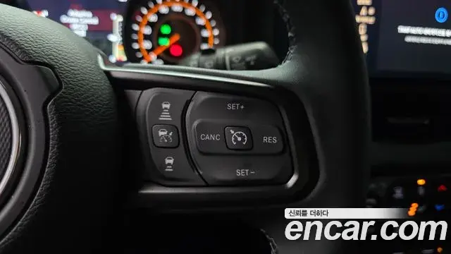 Jeep Wrangler 2025 — Photo 23/30