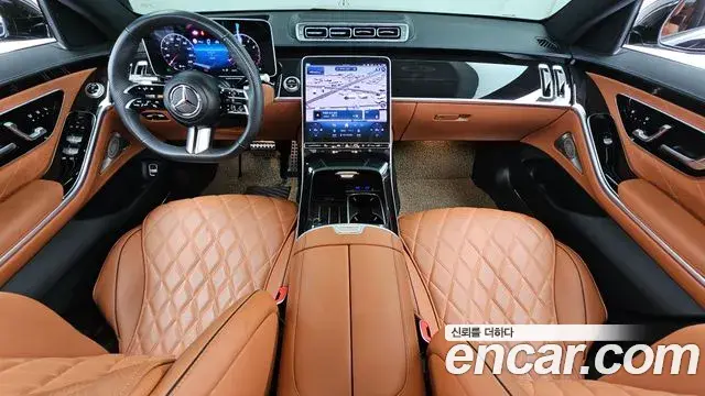 Mercedes-Benz S-Class 2025 — Photo 18/36