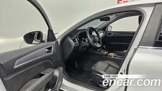 Renault Samsung XM3 2022 — Фото 10/20