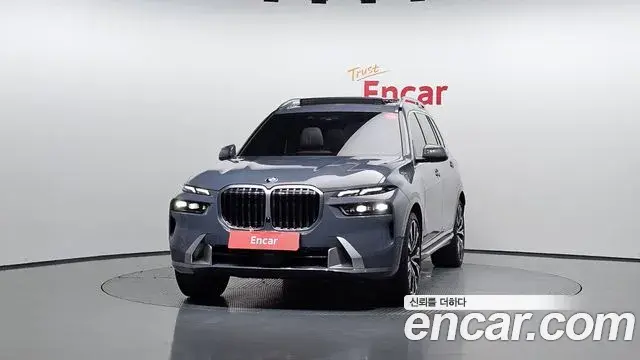 BMW X7 2023 — ფოტო 2/35