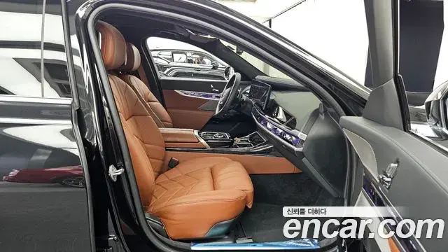 BMW 7 Series 2025 — ფოტო 24/37