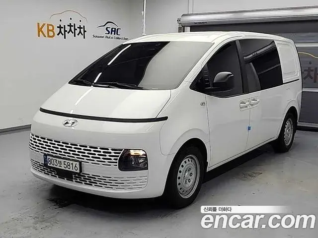 Hyundai Staria 2022 — Фото 18/18