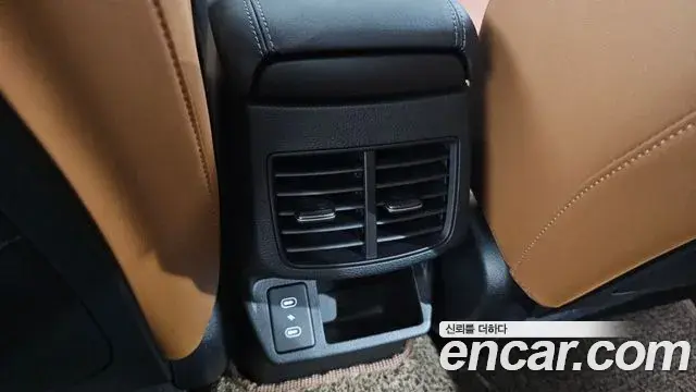 Kia Seltos 2025 — Photo 17/30