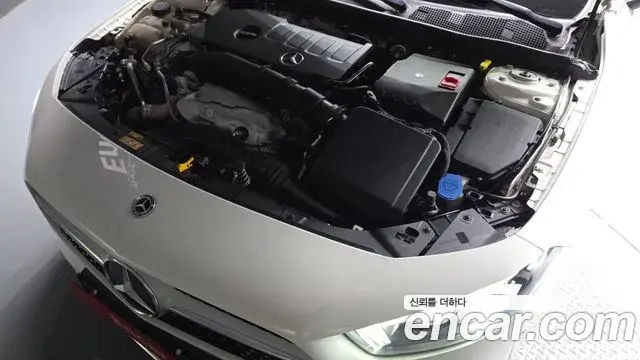 Mercedes-Benz A-Class 2020 — Şəkil 7/31
