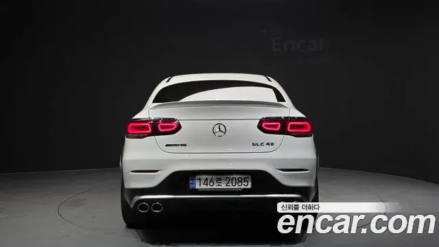 Mercedes-Benz GLC-Class 2022 — Photo 24/35