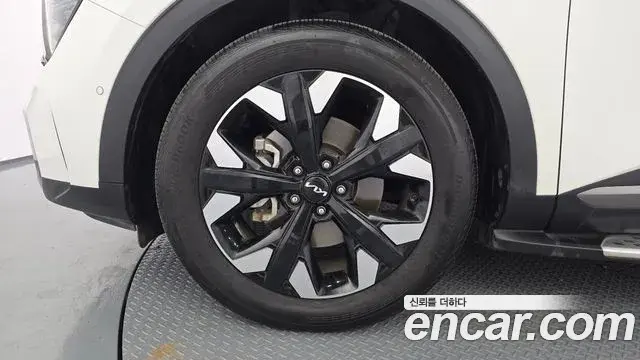 Kia Sportage 2022 — Photo 3/20