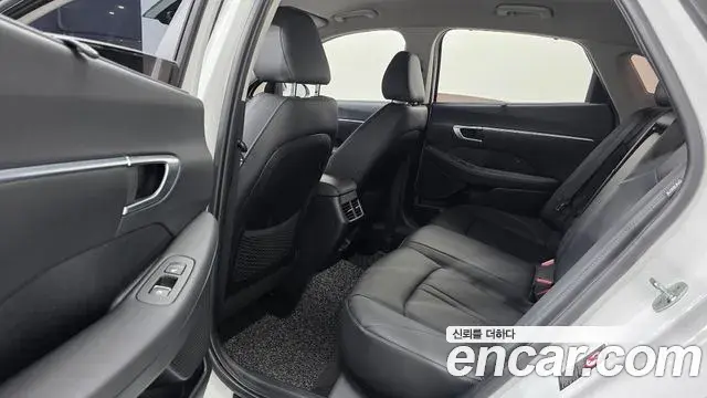 Hyundai Sonata 2021 — Photo 12/20
