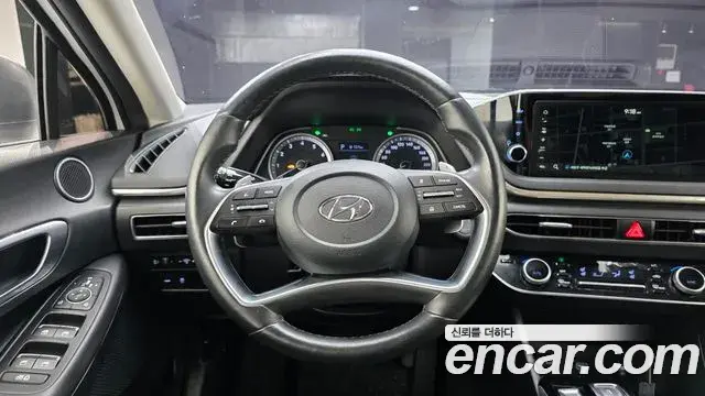 Hyundai Sonata 2021 — Photo 14/20