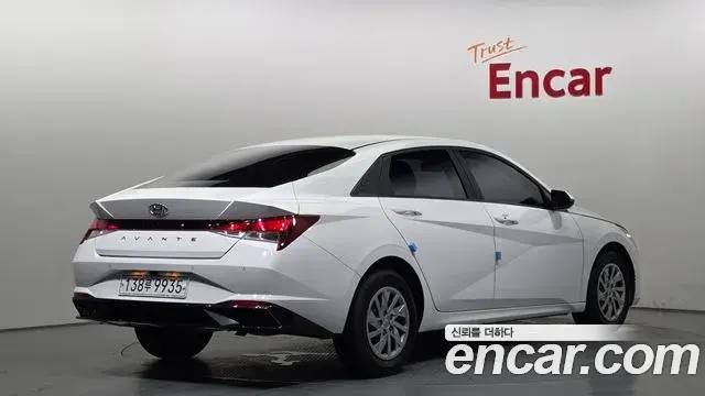 Hyundai The New Avante Hybrid 2021 — Şəkil 8/29