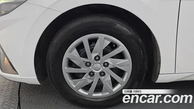 Hyundai The New Avante Hybrid 2021 — Şəkil 7/29