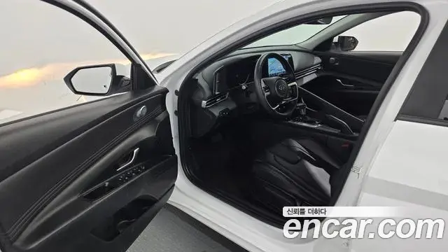 Hyundai The New Avante Hybrid 2021 — Şəkil 17/29