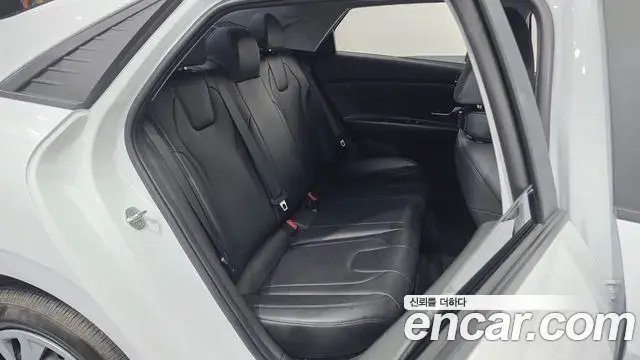 Hyundai The New Avante Hybrid 2021 — Şəkil 1/29