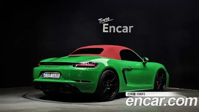 Porsche 718 Boxster 2023 — Фото 2/20