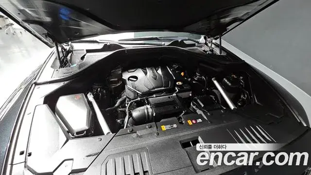 Genesis GV80 2023 — ფოტო 13/20