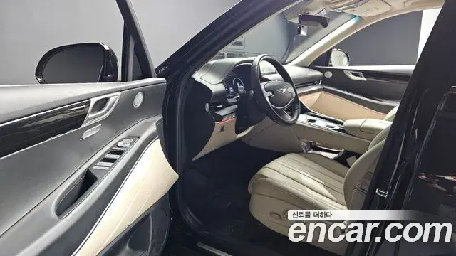 Genesis GV80 2023 — ფოტო 18/20
