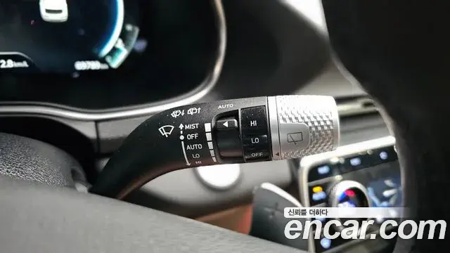 Genesis GV80 2023 — ფოტო 14/20