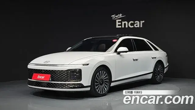 Hyundai Grandeur Hybrid 2024 — ფოტო 17/34