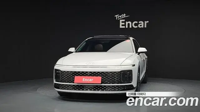 Hyundai Grandeur Hybrid 2024 — ფოტო 13/34