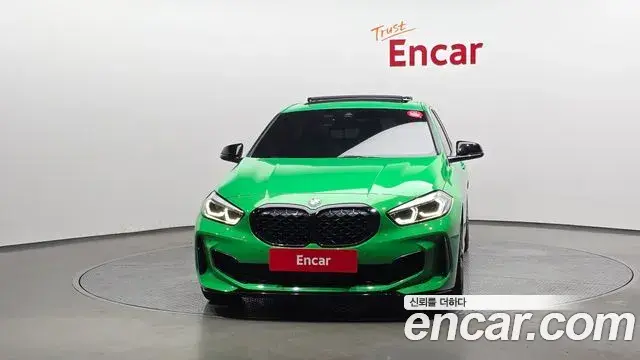BMW 1 Series 2022 — ფოტო 20/35