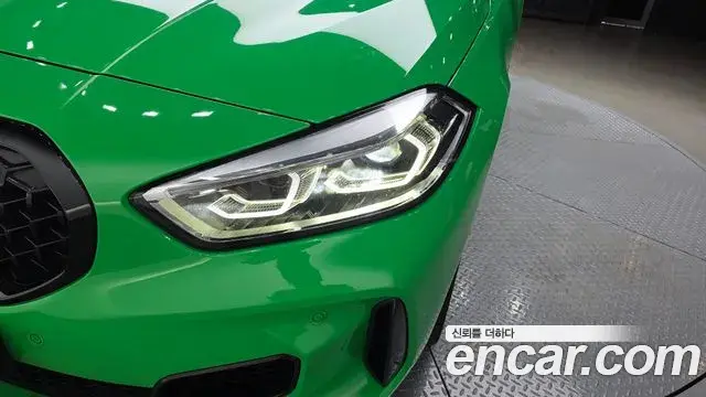 BMW 1 Series 2022 — ფოტო 16/35