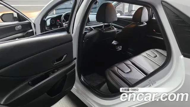 Hyundai Avante 2022 — Фото 11/20