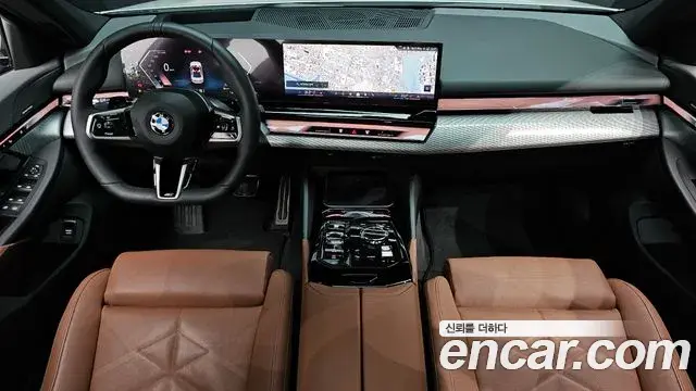 BMW 5 Series 2025 — ფოტო 29/33