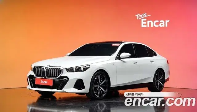 BMW 5 Series 2025 — ფოტო 3/33