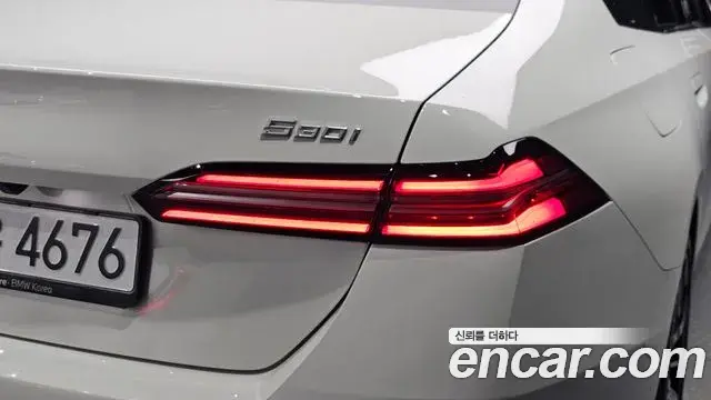BMW 5 Series 2025 — ფოტო 18/33