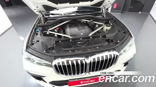 BMW X7 2020 — Photo 1/37