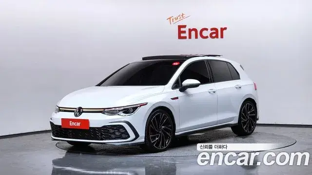 Volkswagen Golf 2024 — ფოტო 16/20