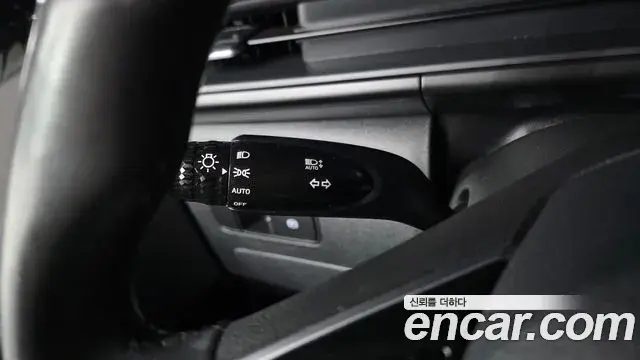 Hyundai Staria 2023 — Photo 15/32