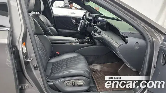 Lexus LS500 2021 — Photo 36/36