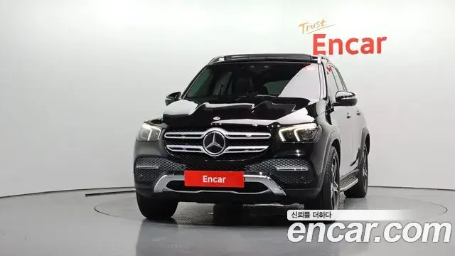 Mercedes-Benz GLE-Class 2021 — Фото 3/20