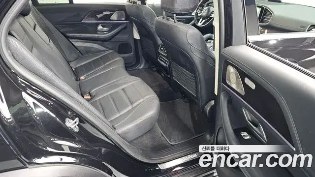 Mercedes-Benz GLE-Class 2021 — Фото 11/20