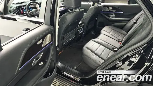 Mercedes-Benz GLE-Class 2021 — Фото 12/20