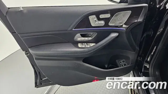 Mercedes-Benz GLE-Class 2021 — Şəkil 15/34