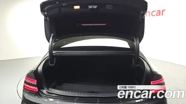 Genesis G80 2024 — Şəkil 17/31