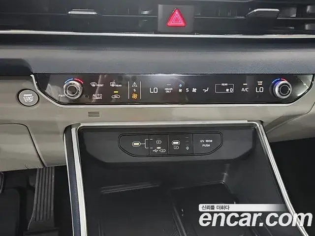 Kia Carnival 2025 — Фото 15/20