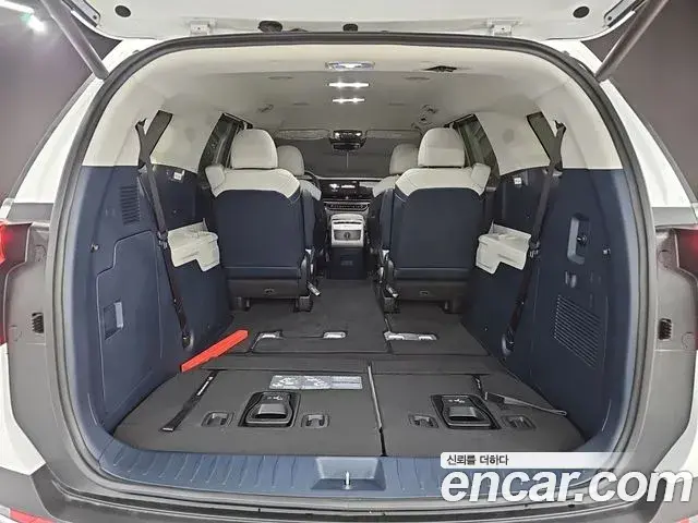 Kia Carnival 2025 — Фото 20/20