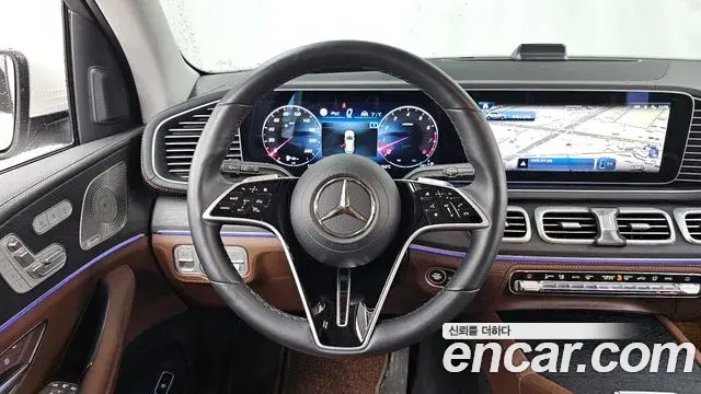 Mercedes-Benz GLE-Class 2025 — Photo 5/20